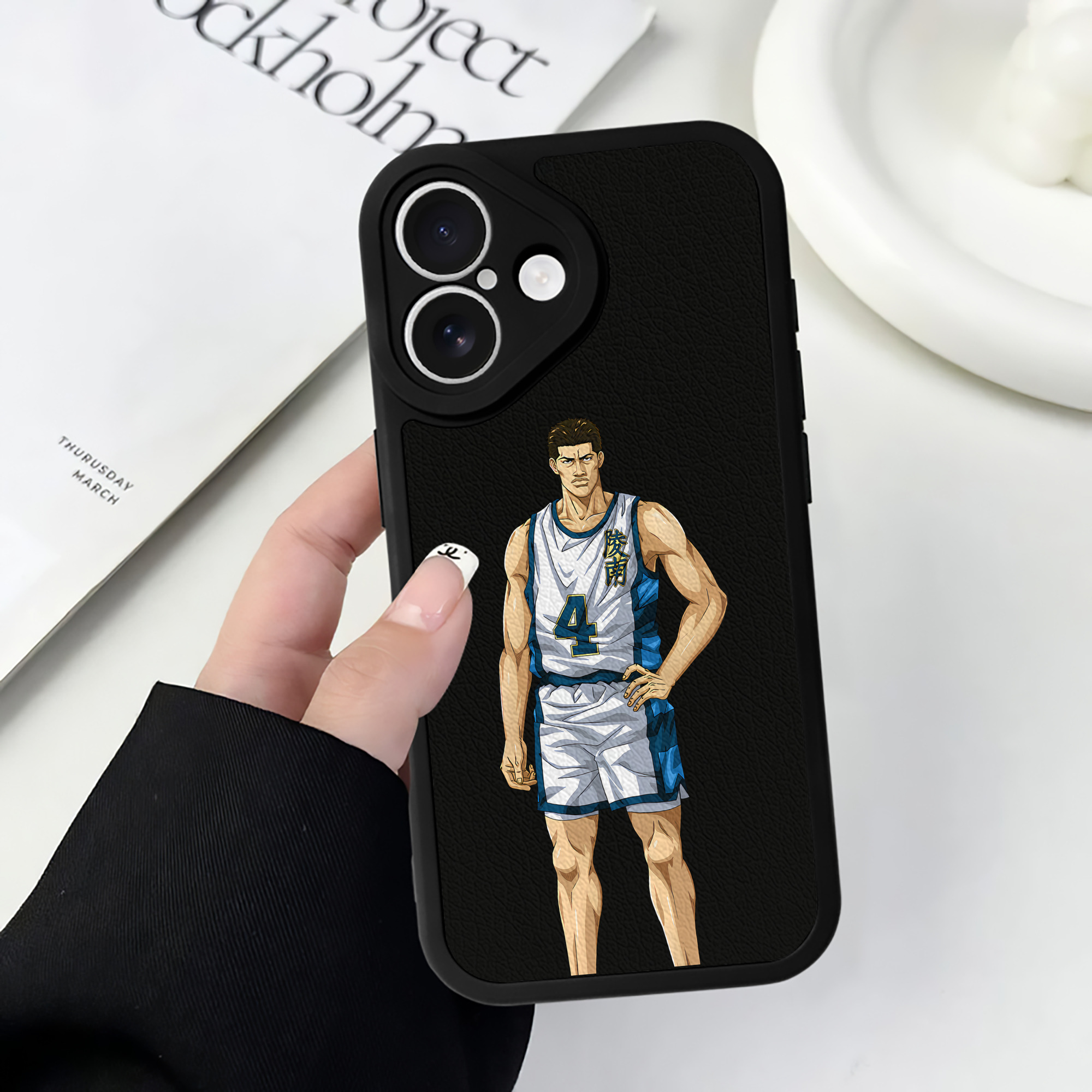 （画像用） SLAM DUNK／スラムダンク 【iPhone 16シリーズ対応】シリコンスマホケース（レザー調） 材質：シリコン